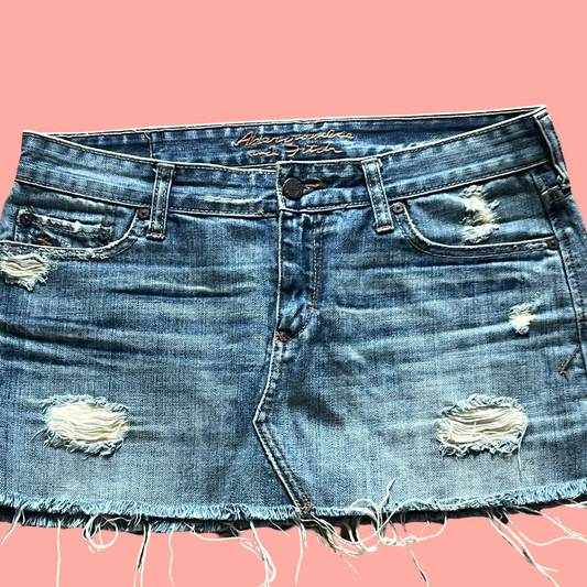 Abercrombie and Fitch early 2000s y2k jean ripped skirt size 4