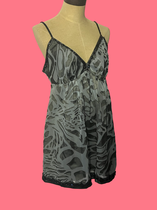 Nicole by Nicole miller early 2000s y2k goth whimsygoth animal print long top size 8