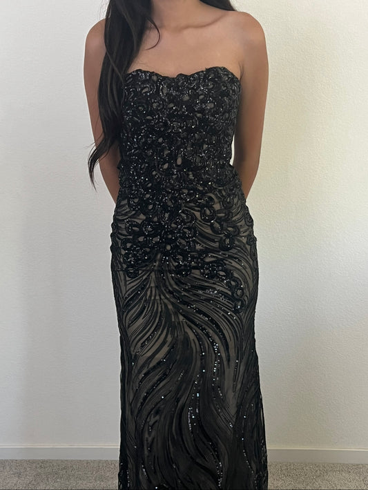 Eureka Los Angeles black sequin prom dress size XS