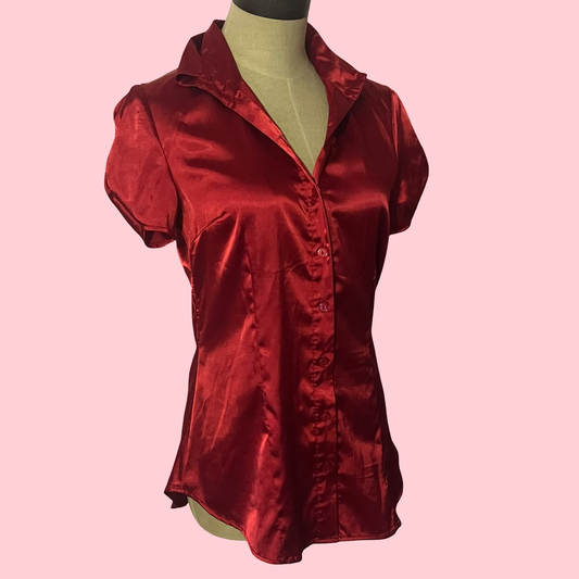 A byer early 2000s y2k red button up blouse top size medium