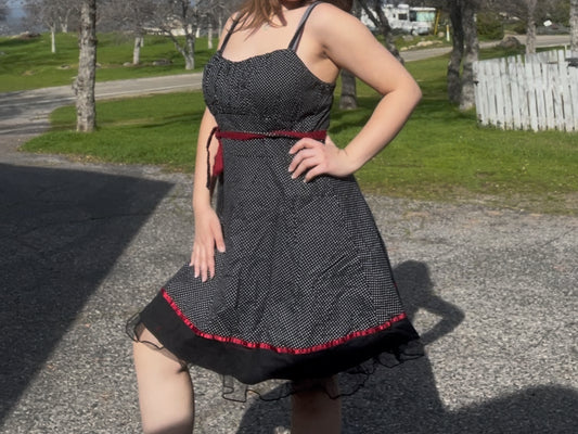 Maurice’s vintage early 2000s polka dot 50s inspired fairy core whimsy babydoll dress size 13/14