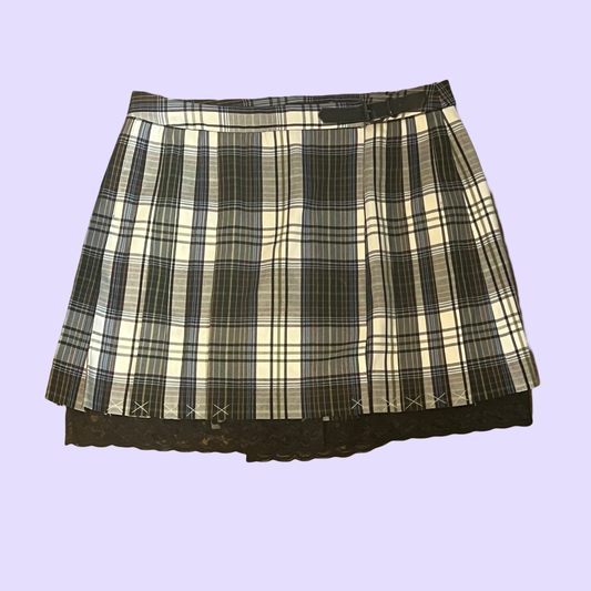 Ideology vintage early 2000s mini skirt size 6