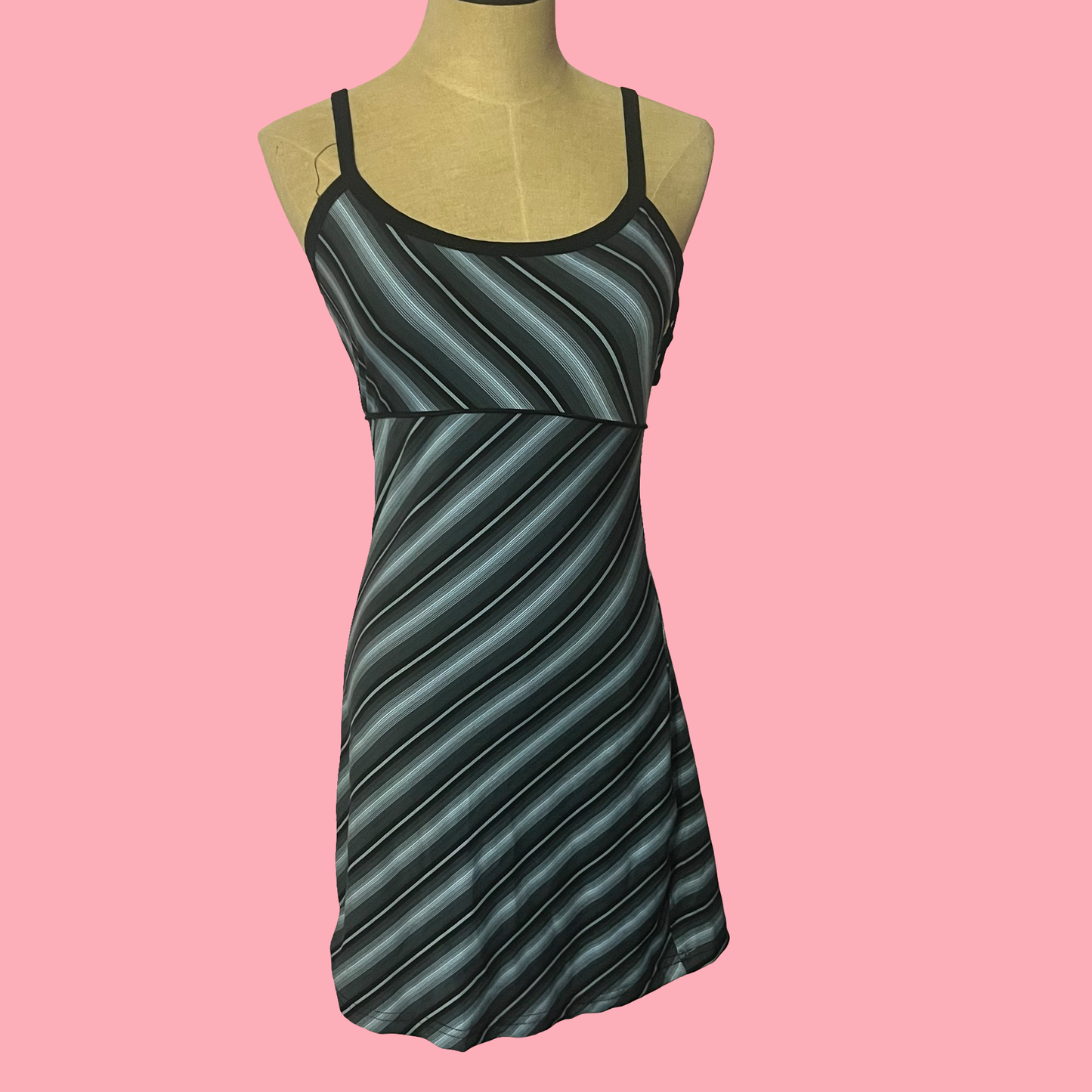 5.7.9 vintage early 2000s striped y2k mini dress