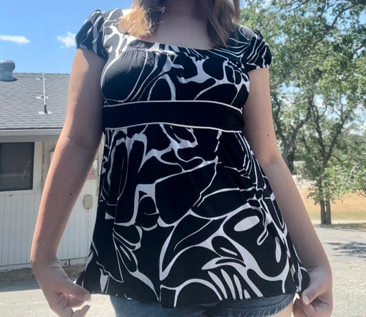 Speechless y2k early 2000s giraffe print top size large