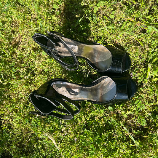 Steve madden stiletto heels size 8