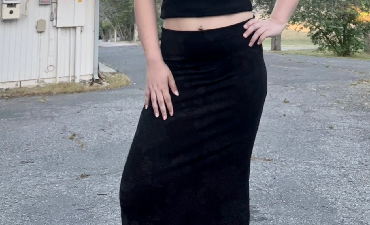 Essex vintage rose black whimsigoth maxi skirt size large