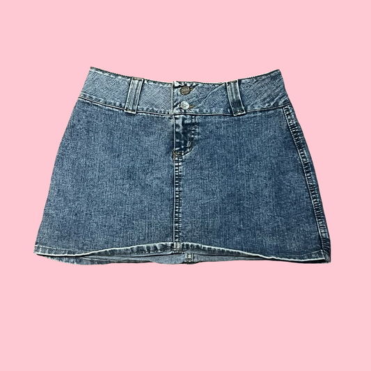 Nou jeans vintage y2k early 2000s Jean mini skirt. No size tag