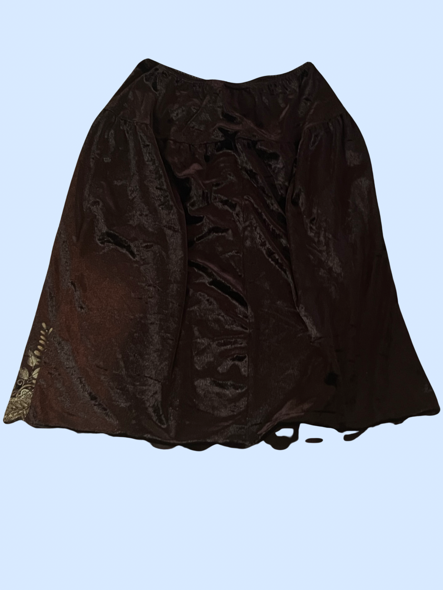 IZ Byer California brown velvet midi fall skirt size large
Runs small/ waistline is stretchy