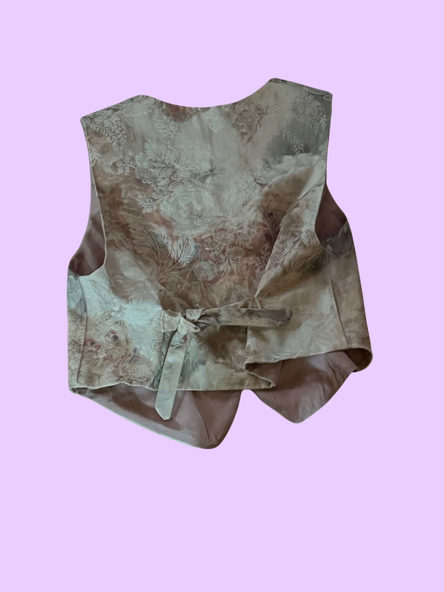 Grandma chic vintage floral vest