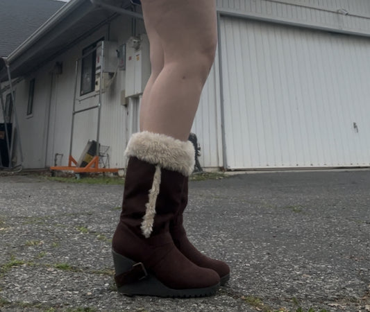 American eagle early 2000s y2k faux fur trim brown wedge heeled boots size 9.5