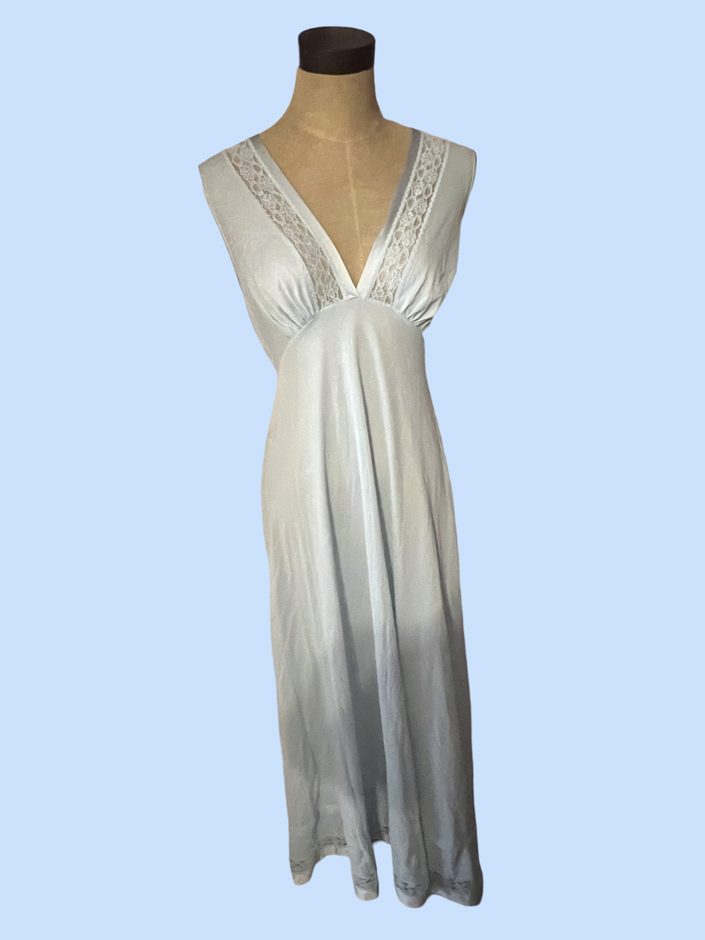 Vintage vanity fair coquette girly night gown size 34