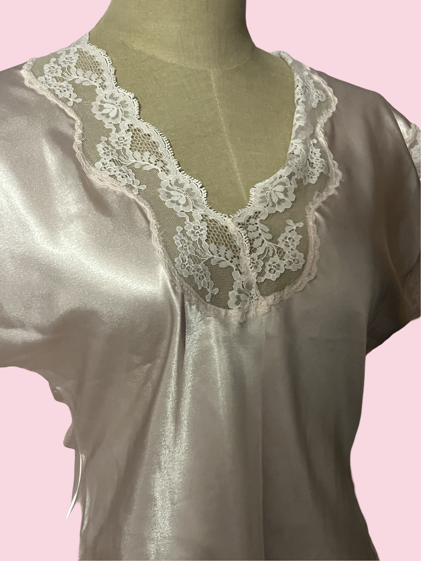 Laura Adams vintage light pink coquette pajama top size petite