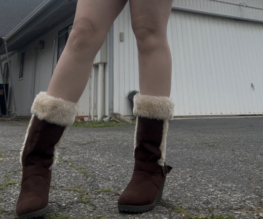 American eagle early 2000s y2k faux fur trim brown wedge heeled boots size 9.5