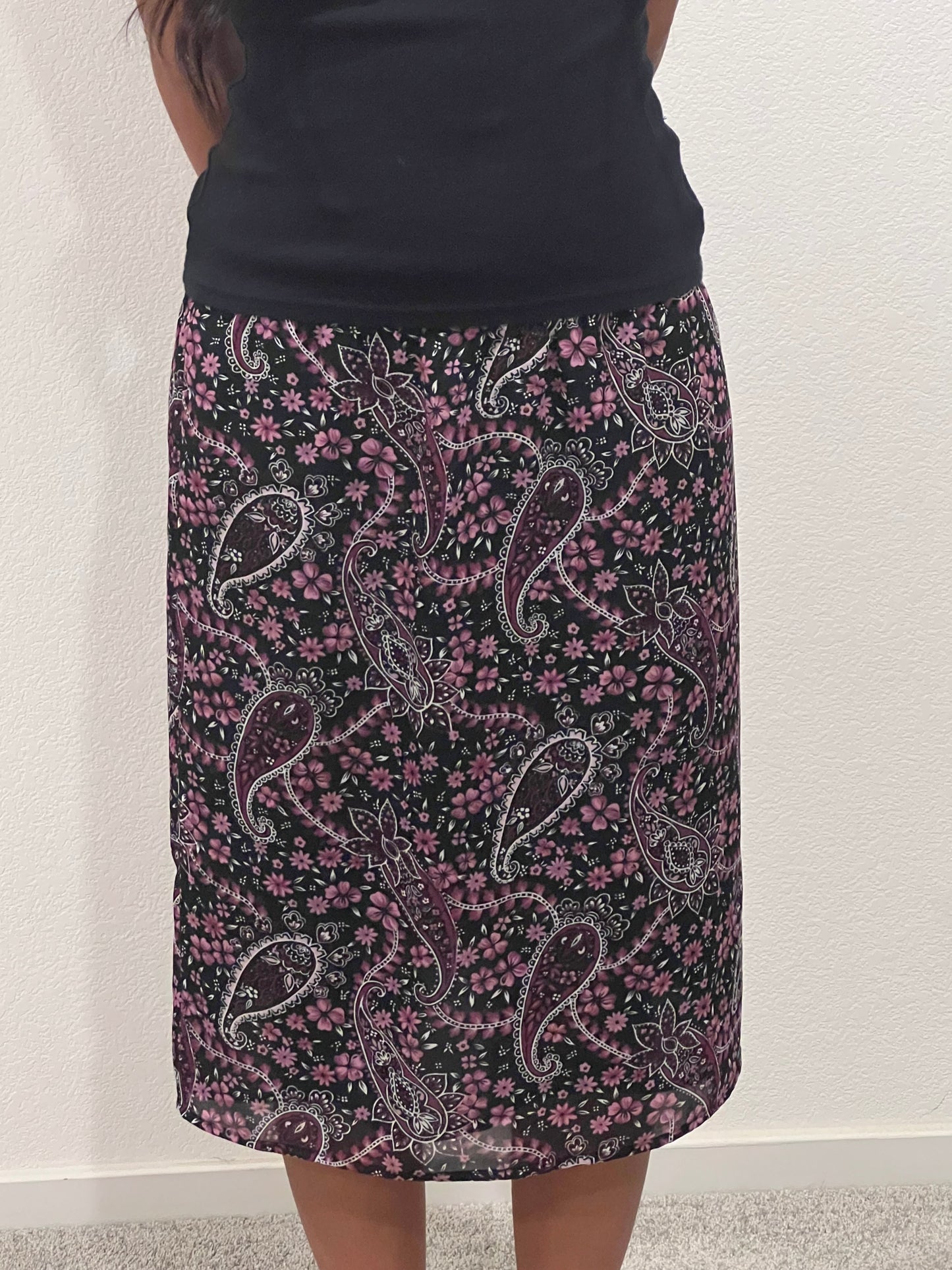 Studio petite paisley skirt size small