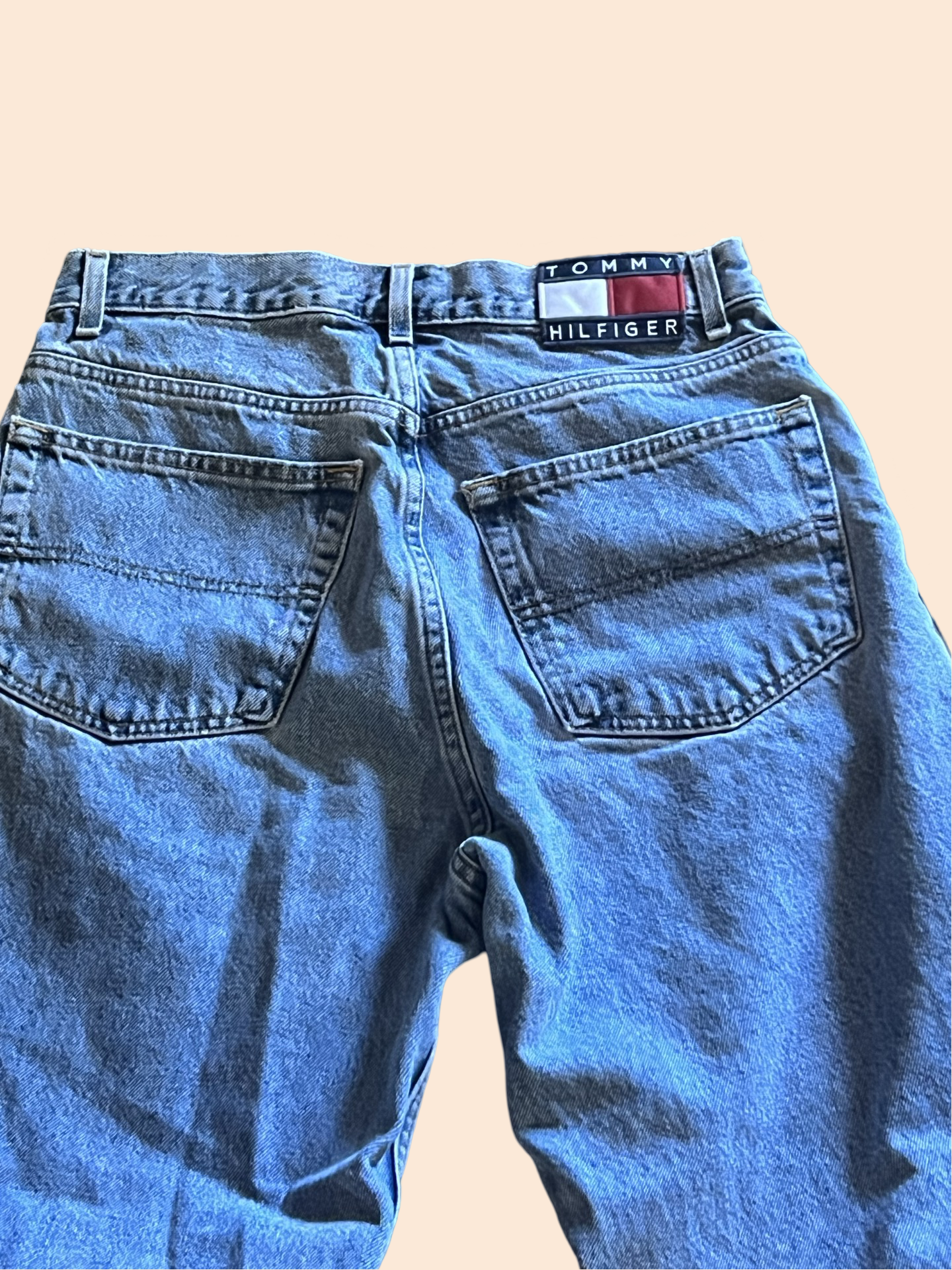 Tommy Hilfiger vintage straight leg mom jeans size 32”/30