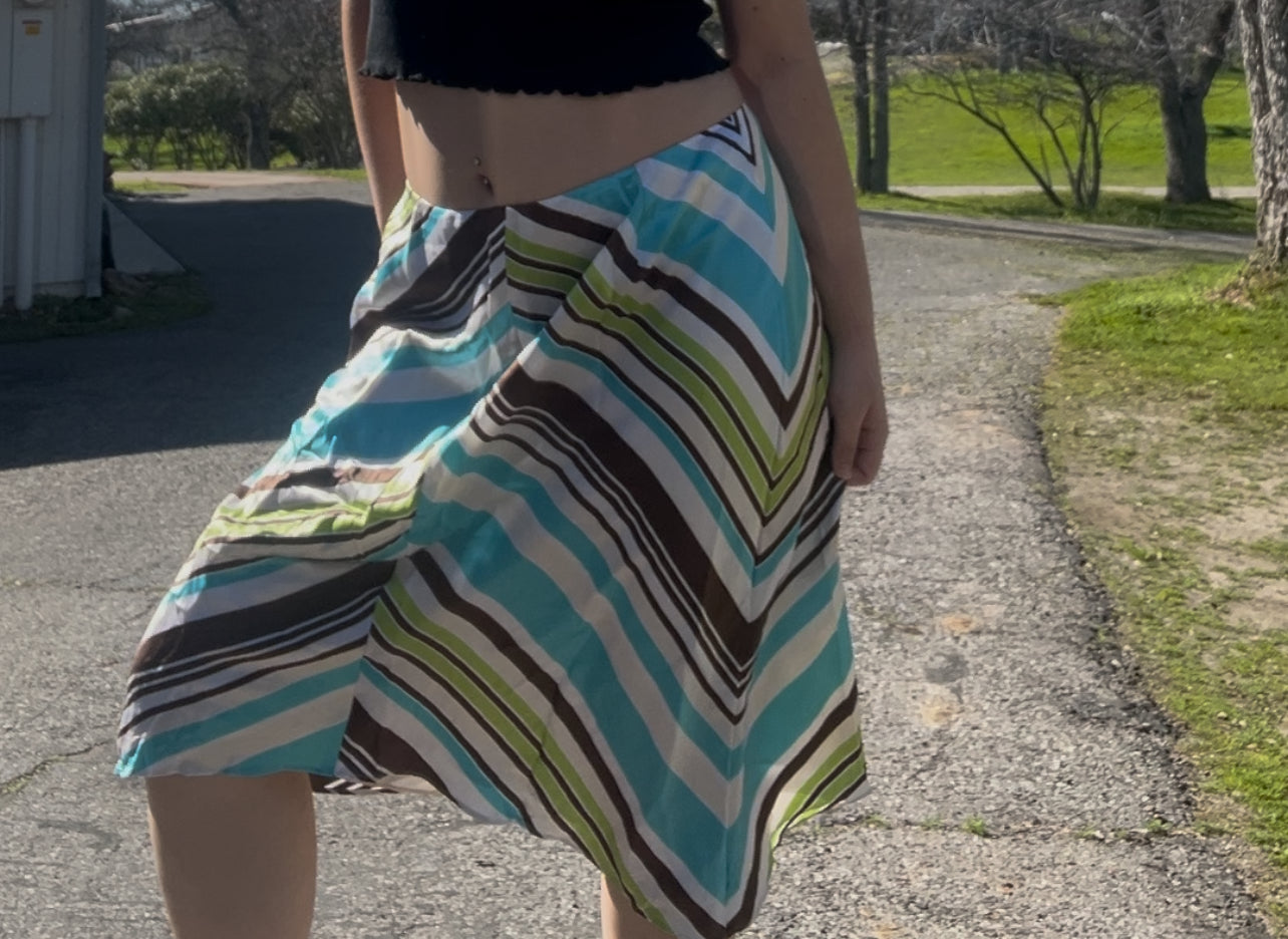 Apostrophe vintage early 2000s y2k coconut girl girly festival boho midi skirt size 14