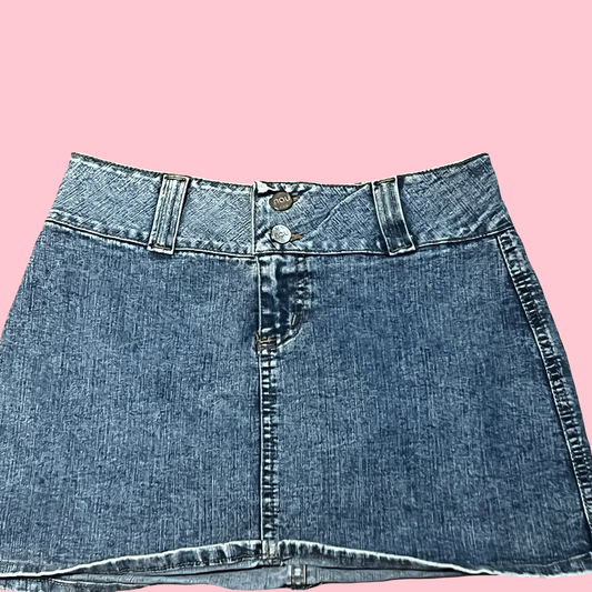 Nou jeans vintage y2k early 2000s Jean mini skirt. No size tag