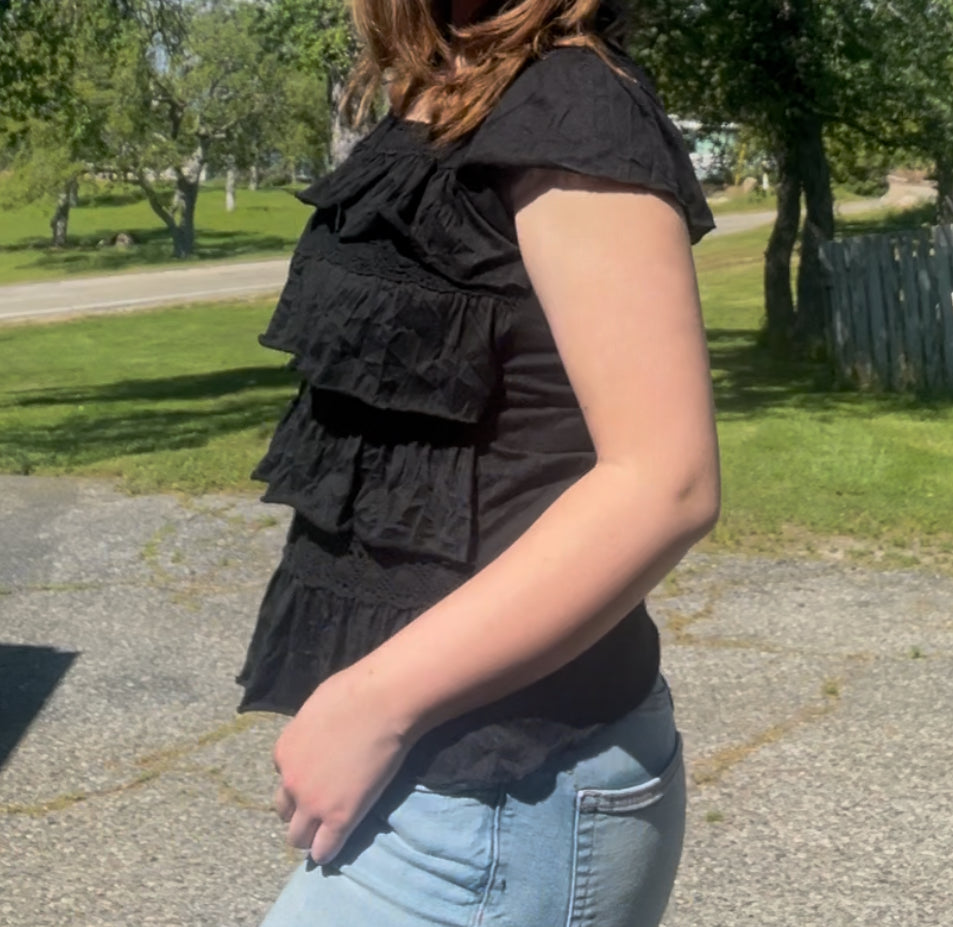 Simply suzie y2k black ruffle early 2000s blouse top size small