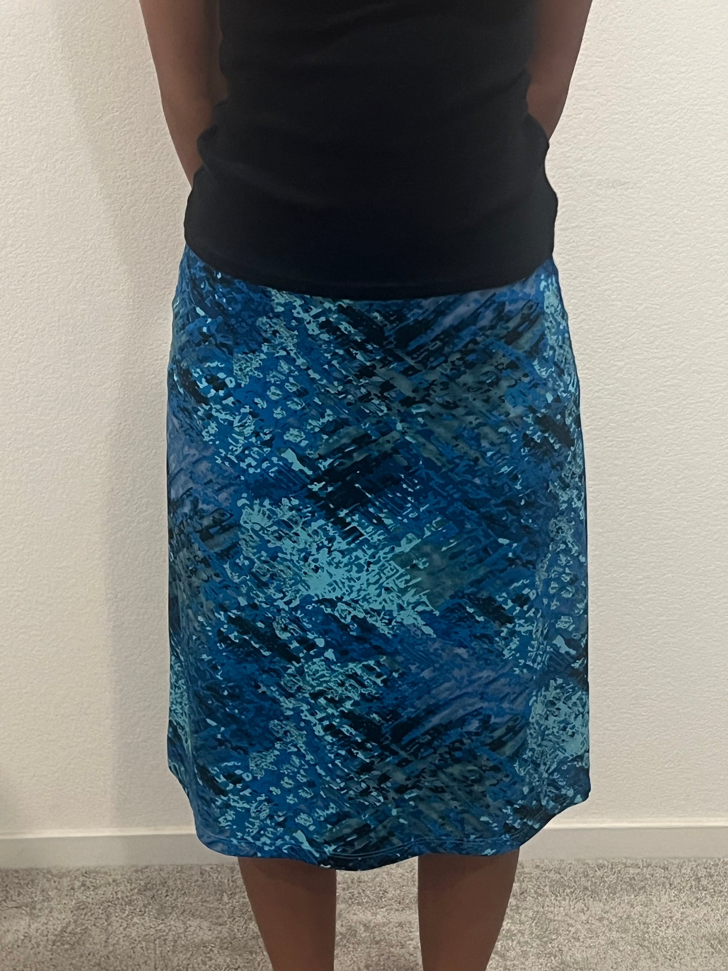 Paris blues blue midi skirt size medium