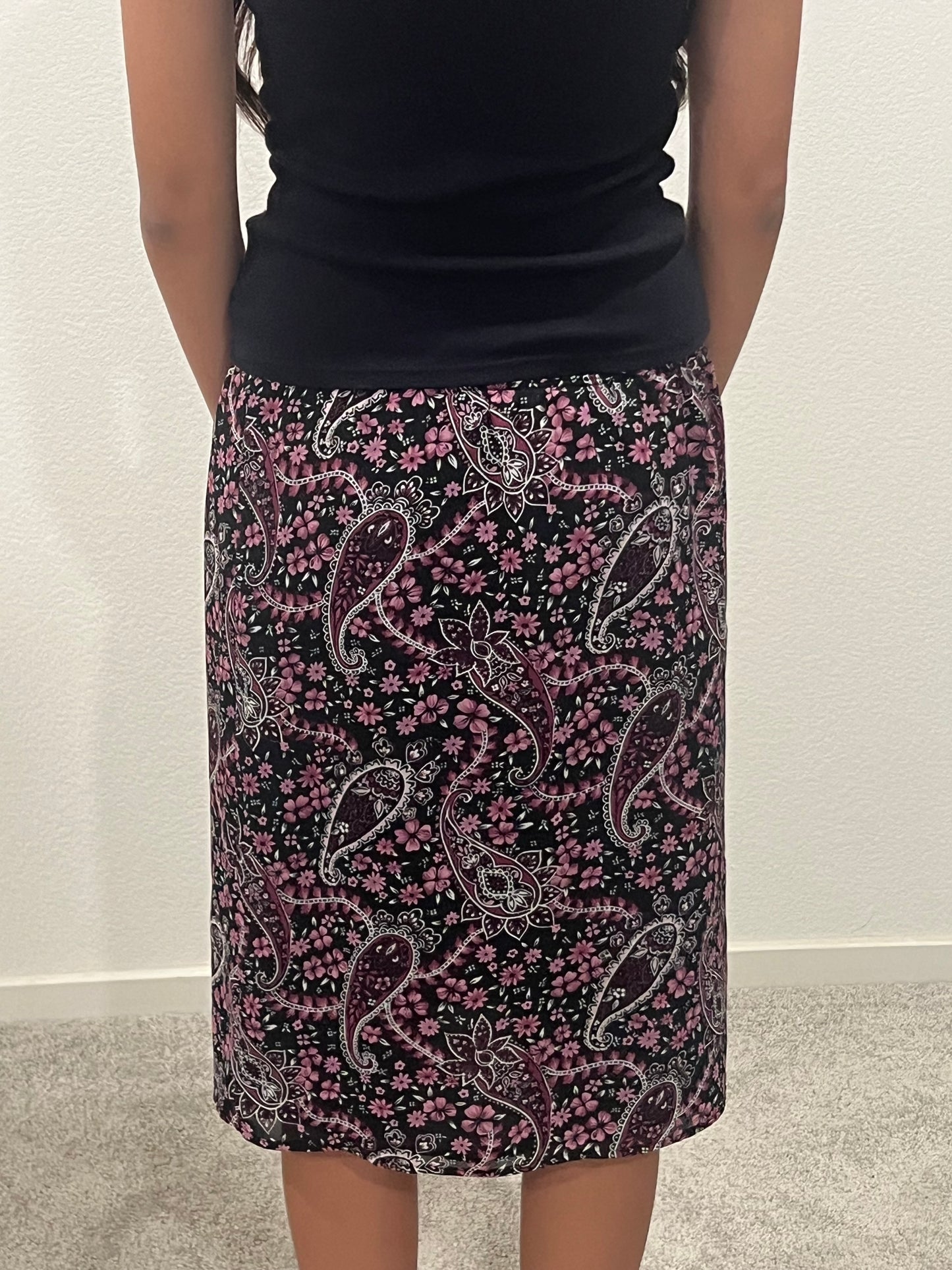 Studio petite paisley skirt size small