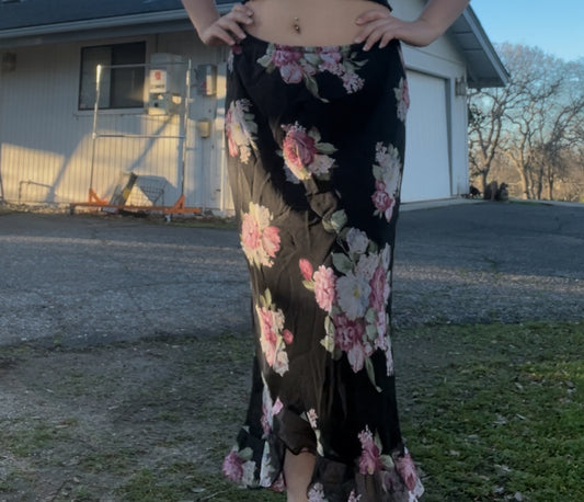 Vintage black floral midi skirt size 16