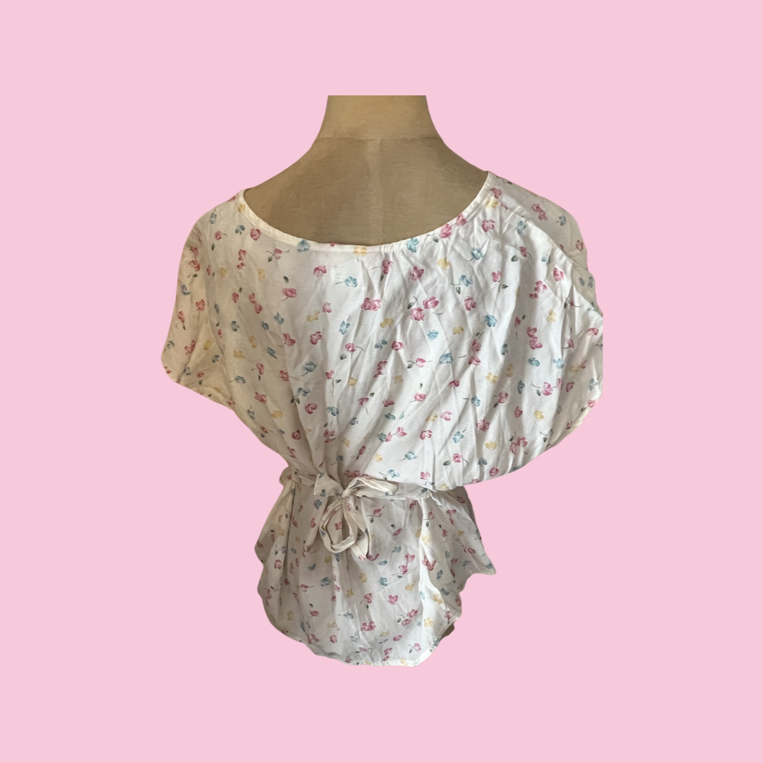 Jaclyn Smith vintage cottage core blouse