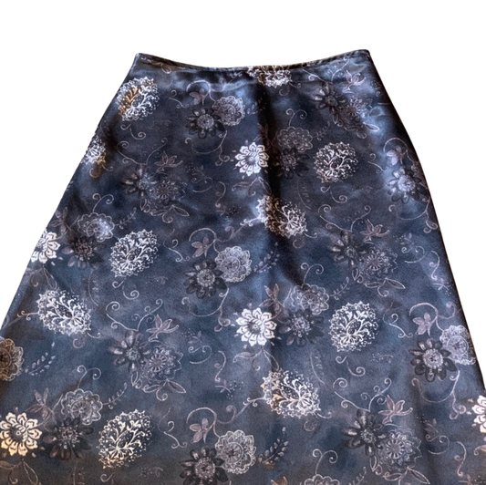 We too floral y2k early 2000s maxi skirt size 9