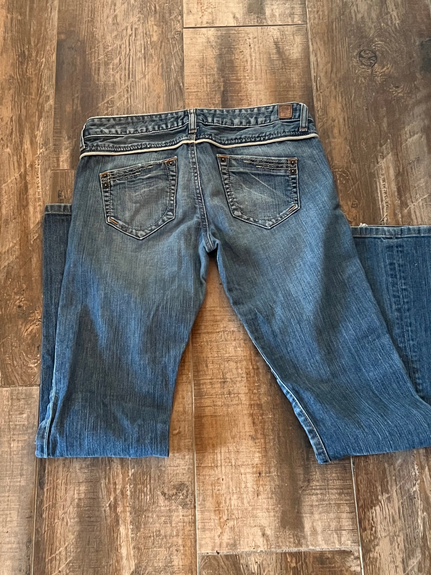 Guess flare jeans size 27”